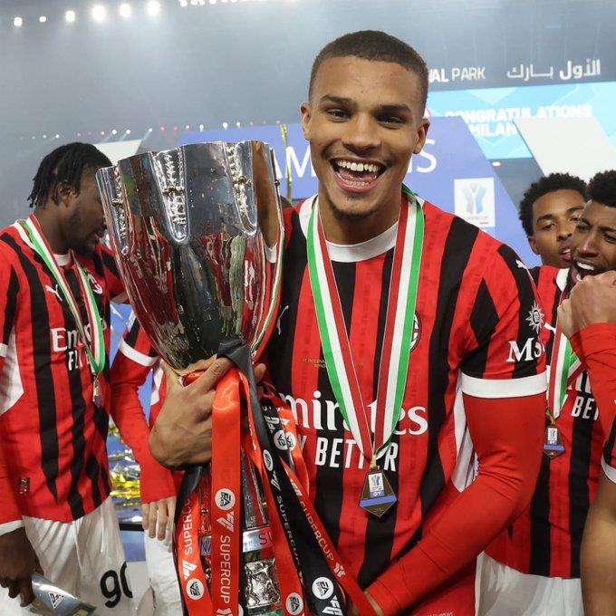 Romano: AC Milan và Como đã đạt được thỏa thuận về trung vệ người Đức Javier Gavrilov, với mức phí chuyển nhượng ước tính là 25 triệu euro