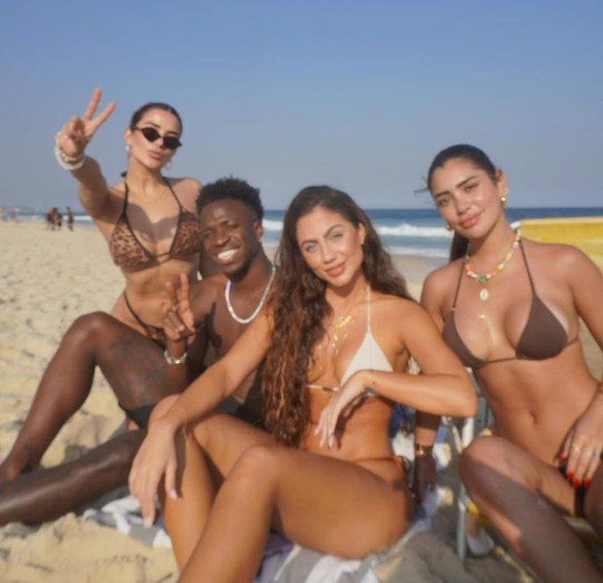 Bạn nghĩ sao về điều này? Vinicius đã đi biển cùng một nhóm người đẹp sau bữa tiệc sinh nhật của mình