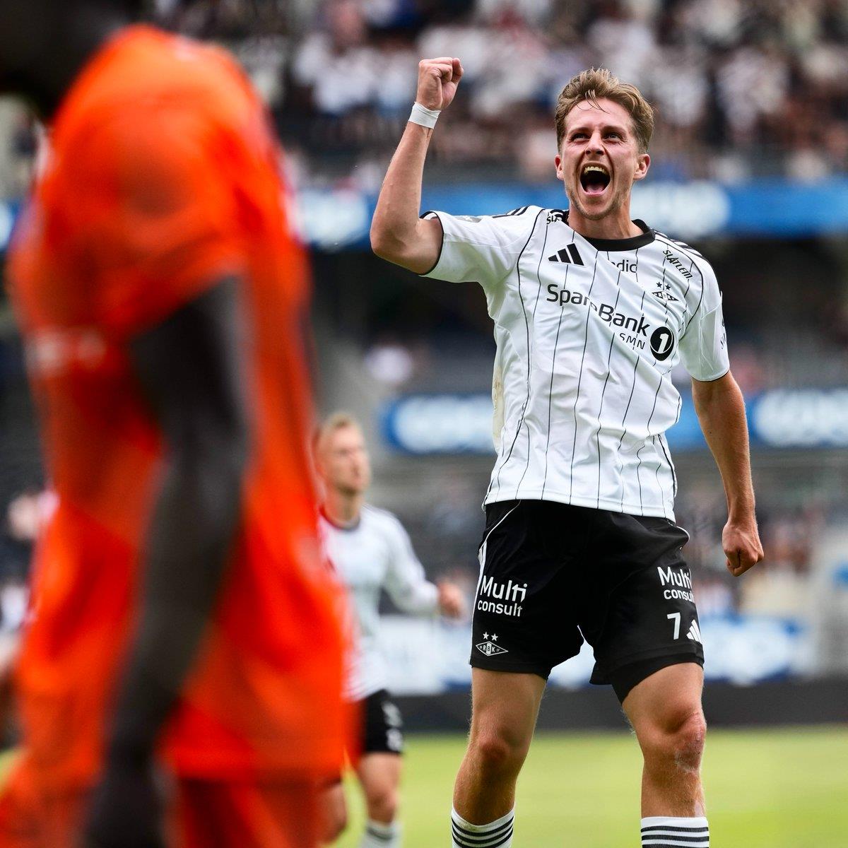 Nhận định bóng đá Ngoại hạng Na Uy: Rosenborg có thành tích sân nhà tuyệt vời, chuỗi 9 trận thắng liên tiếp của Tromsø phá vỡ kỷ lục lịch sử