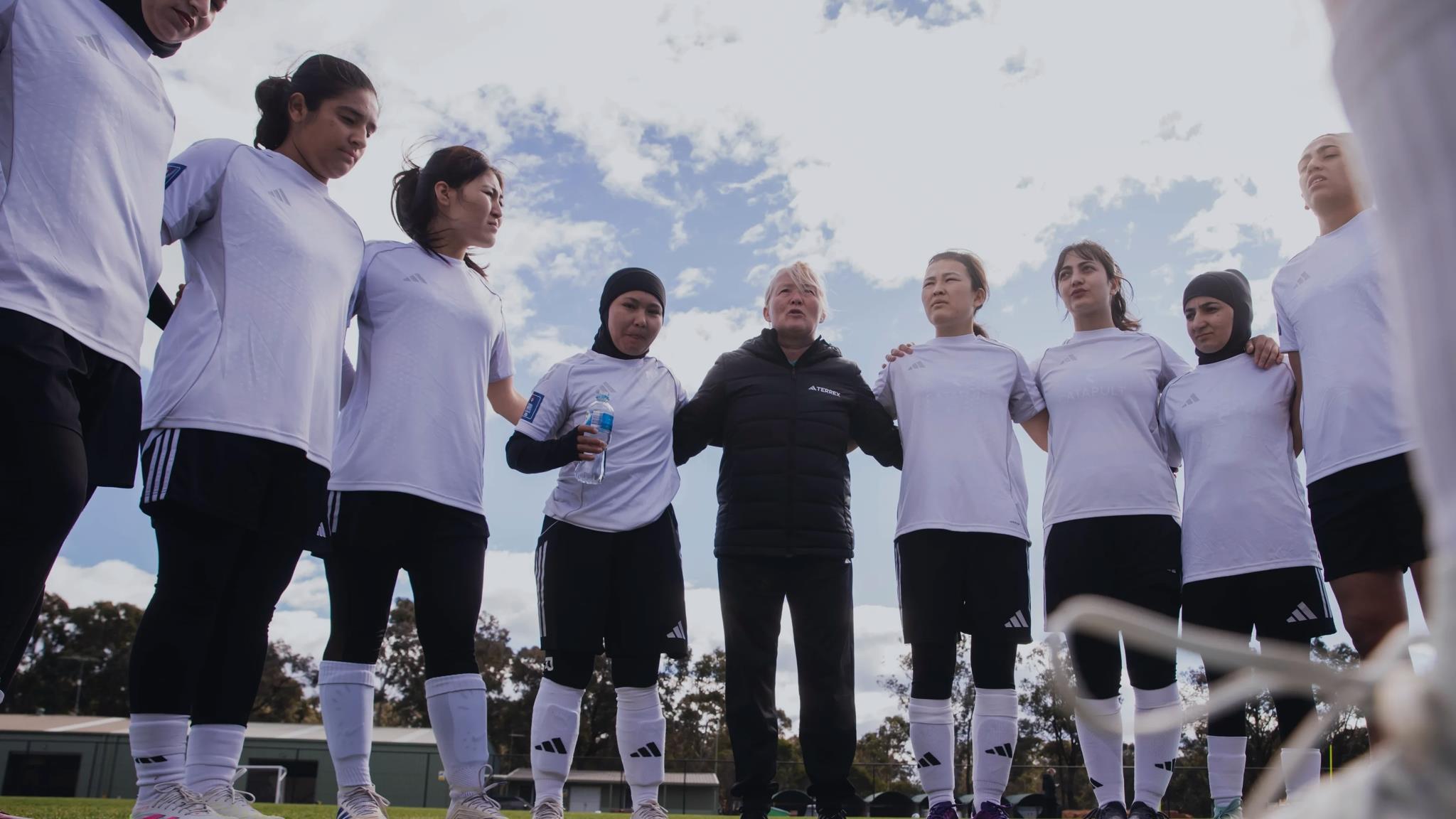 FIFA thành lập đội tuyển bóng đá nữ tị nạn Afghanistan và mở trại tìm kiếm tài năng đầu tiên tại Sydney