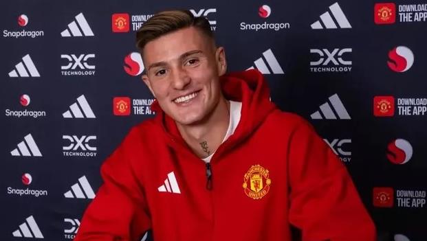 Mundo Deportivo: Do hạn chế về tài chính, Barcelona rất tiếc khi không thể ký hợp đồng với Sheshko