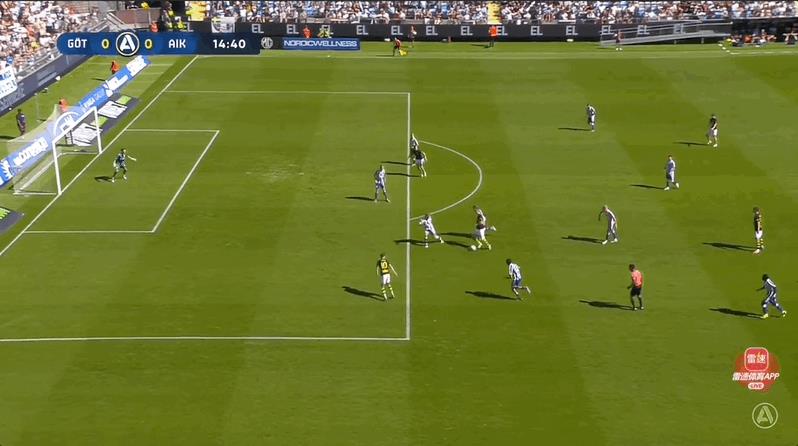 Thụy Điển Super Half: Henz ghi bàn, Gothenburg 1-0 Solna